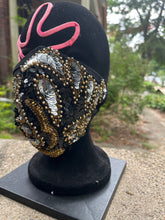 Load image into Gallery viewer, Goldilocks mask
